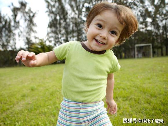 婴儿几个月可以看出长相 d4c23f640154468bae25b440425db637.jpeg