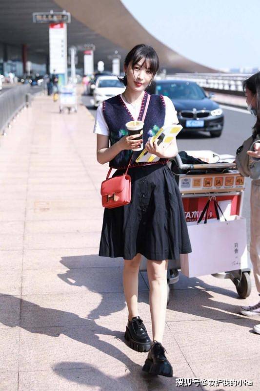 李菲儿私服怎么搭_李菲儿性感图片(3)