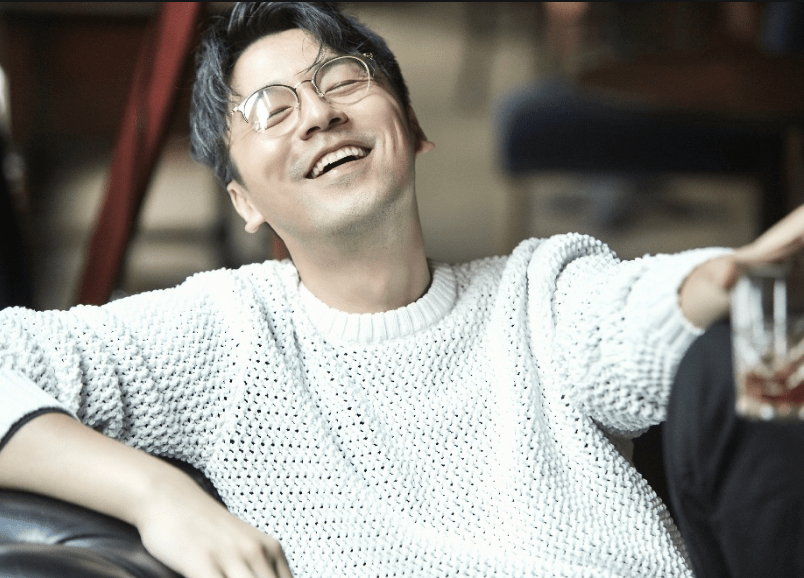 雷佳音老婆翟煦飞写真 4a8055ffcd134a3d9fbb263dcd25868e.png