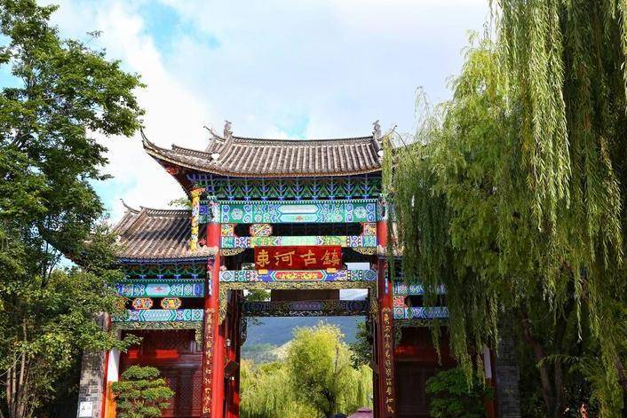 丽江旅游人均_丽江旅游景点图片(2)