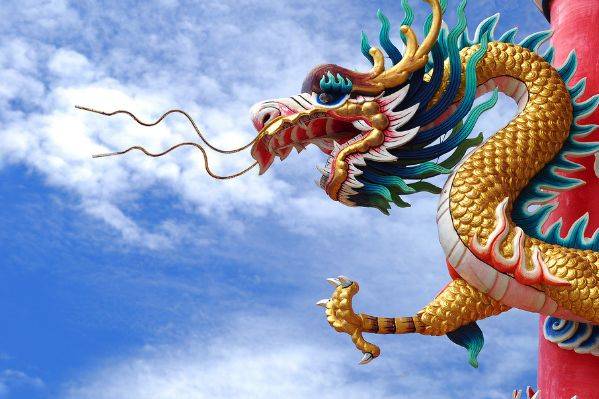 属蛇的最佳婚配对象 10e1b887de5c4957af7b7c4b90fbe05e.jpeg