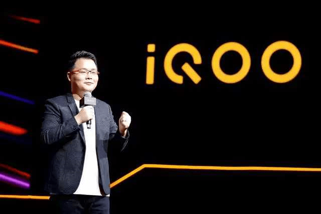 冯宇飞|做最懂酷客的产品，iQOO制定目标，冲击品牌第一