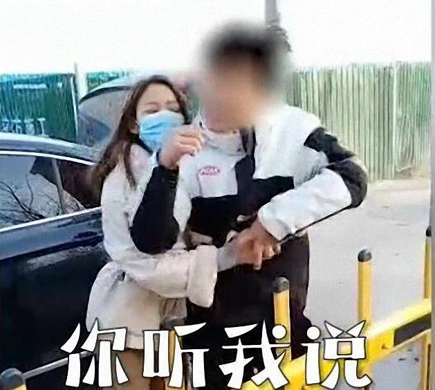 抓人口罩被打_戴口罩的卡通图片(2)
