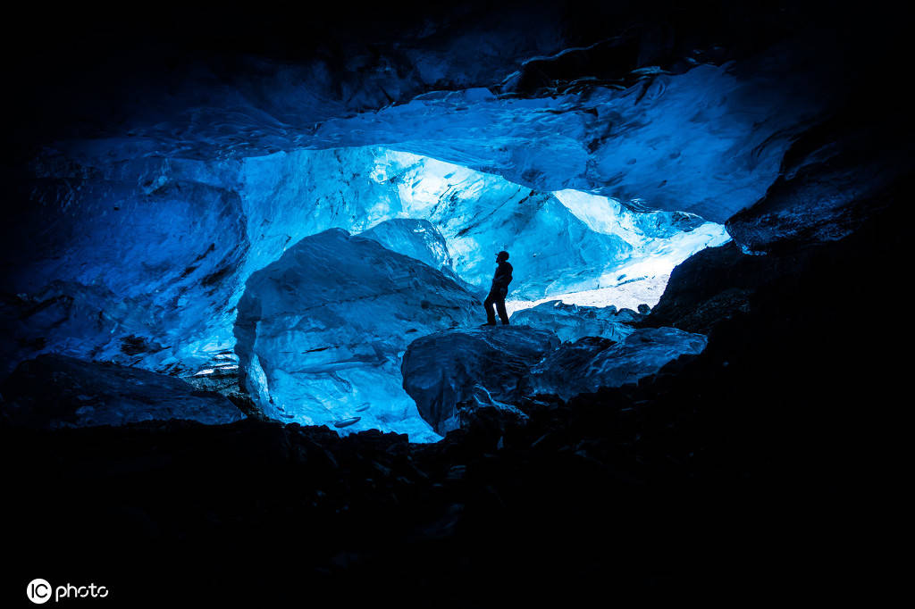 水晶洞冰岛最大的冰洞