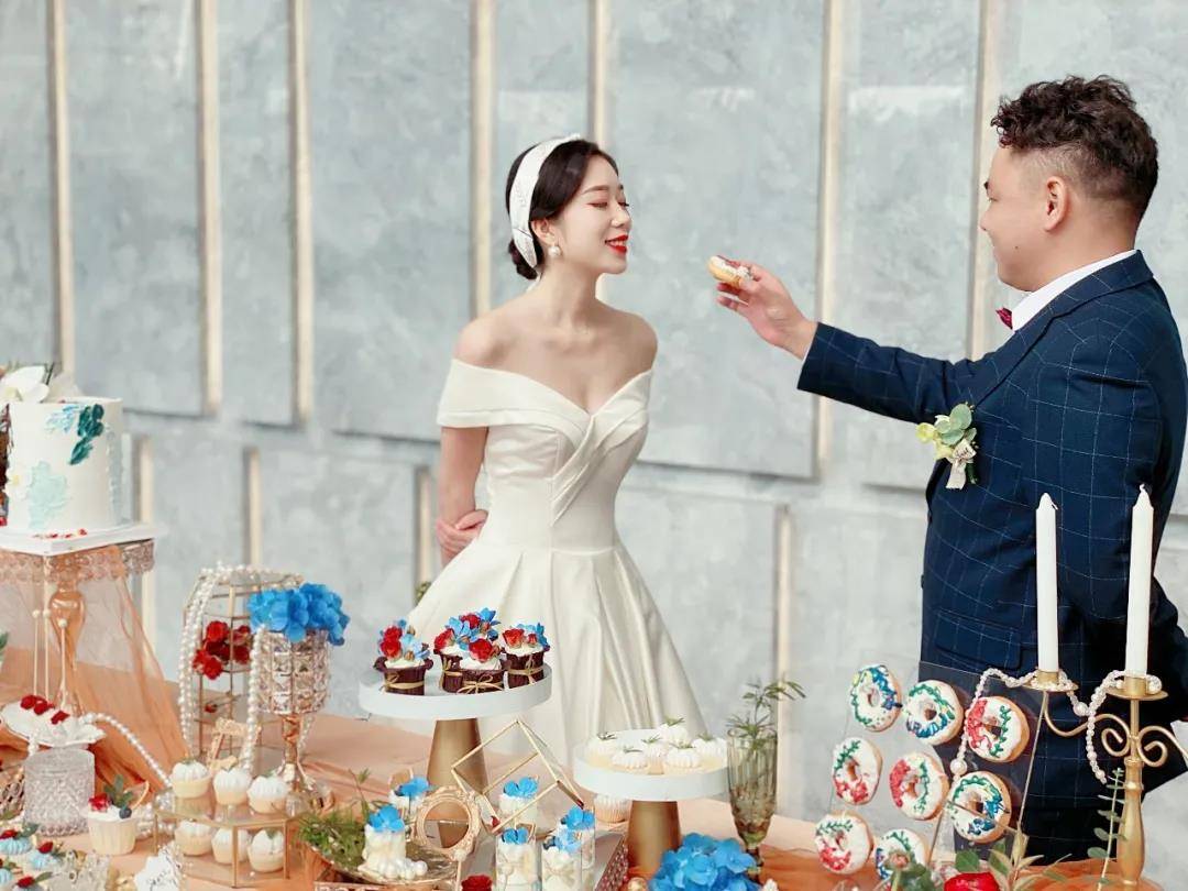 租婚纱流程_租婚纱新款图片(2)