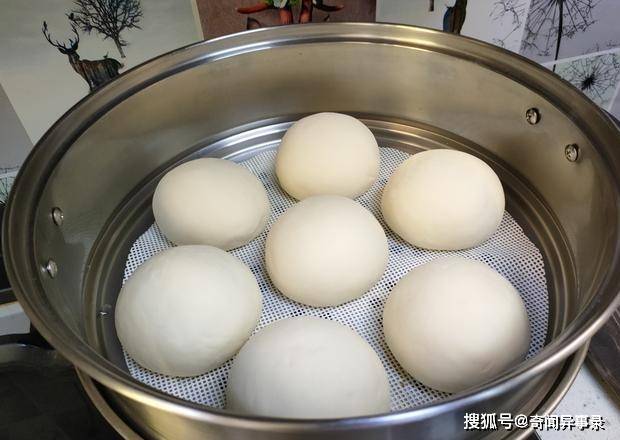 咋样蒸馒头又蓬松又好吃 94fa863726374ba49b79c641975362c7.jpeg