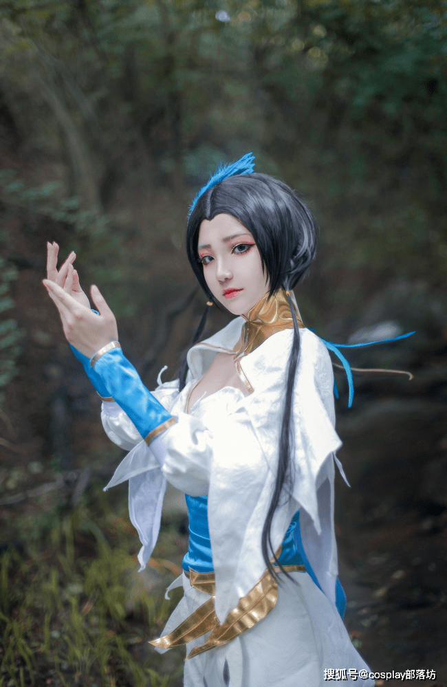 cos虞姬云霓雀翎cos正片白宁