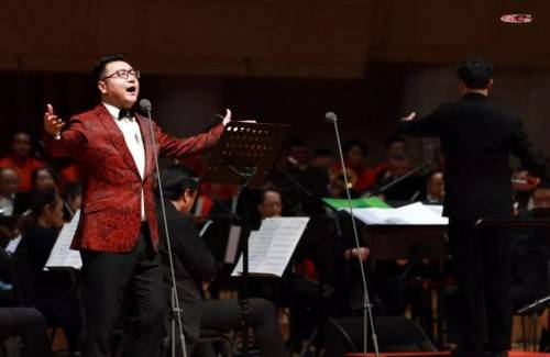胡廷江作曲孔庆学,周彬演唱《一年一个样,车行作词,李昕作曲李金点