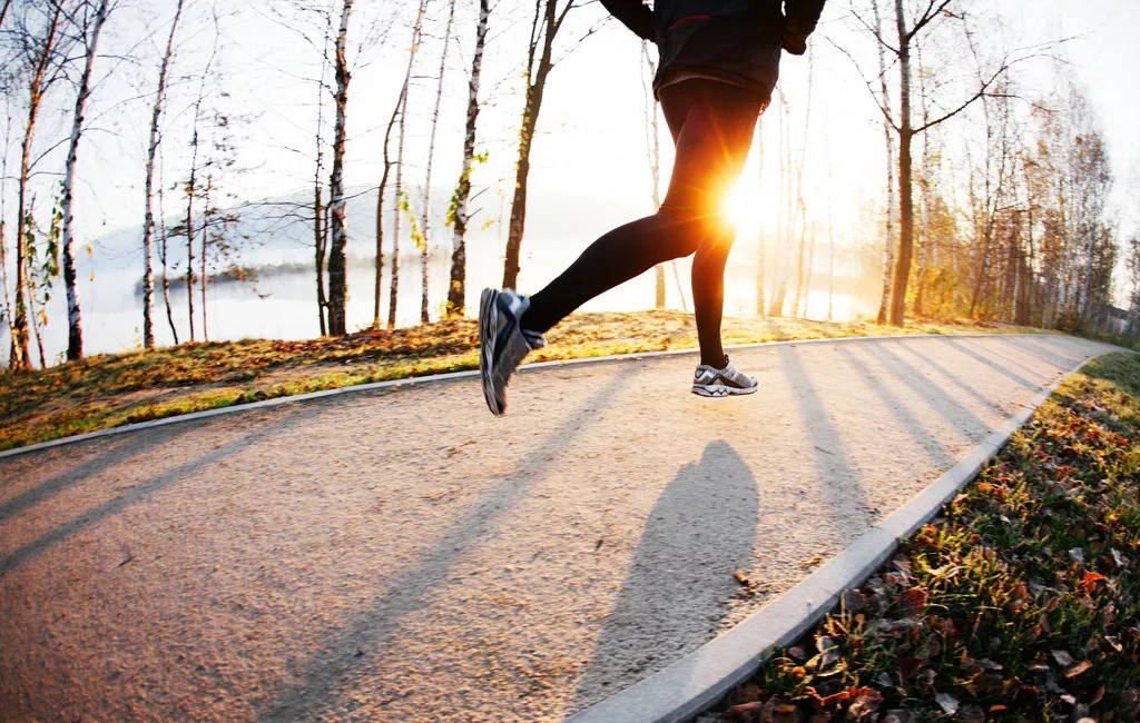 运动能够很好的锻炼我们的身体,增强我们的身体素质,但适量的运动最