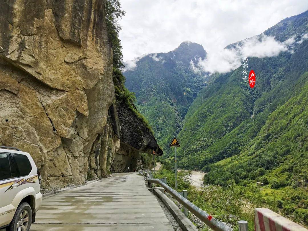 这就是传说中美丽却又危险致命的"大流沙",丙察察线上最为著名的死亡