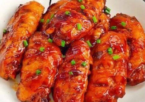 好吃不腻人,简单实惠,学会做给家人尝尝_可乐鸡翅