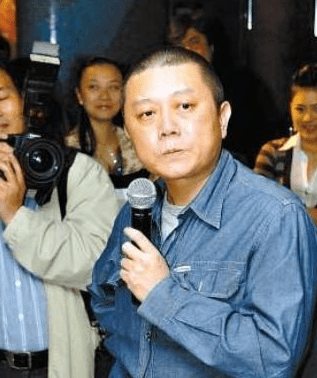 王朔:我对不起我的妻子和女儿,但是我去世后的财产全归徐静蕾