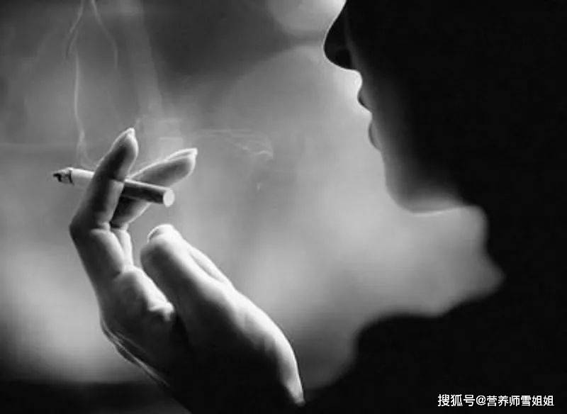 有人心情烦躁不好时,会抽上一支. 然而,吸烟损害健康,不论烟瘾大小.