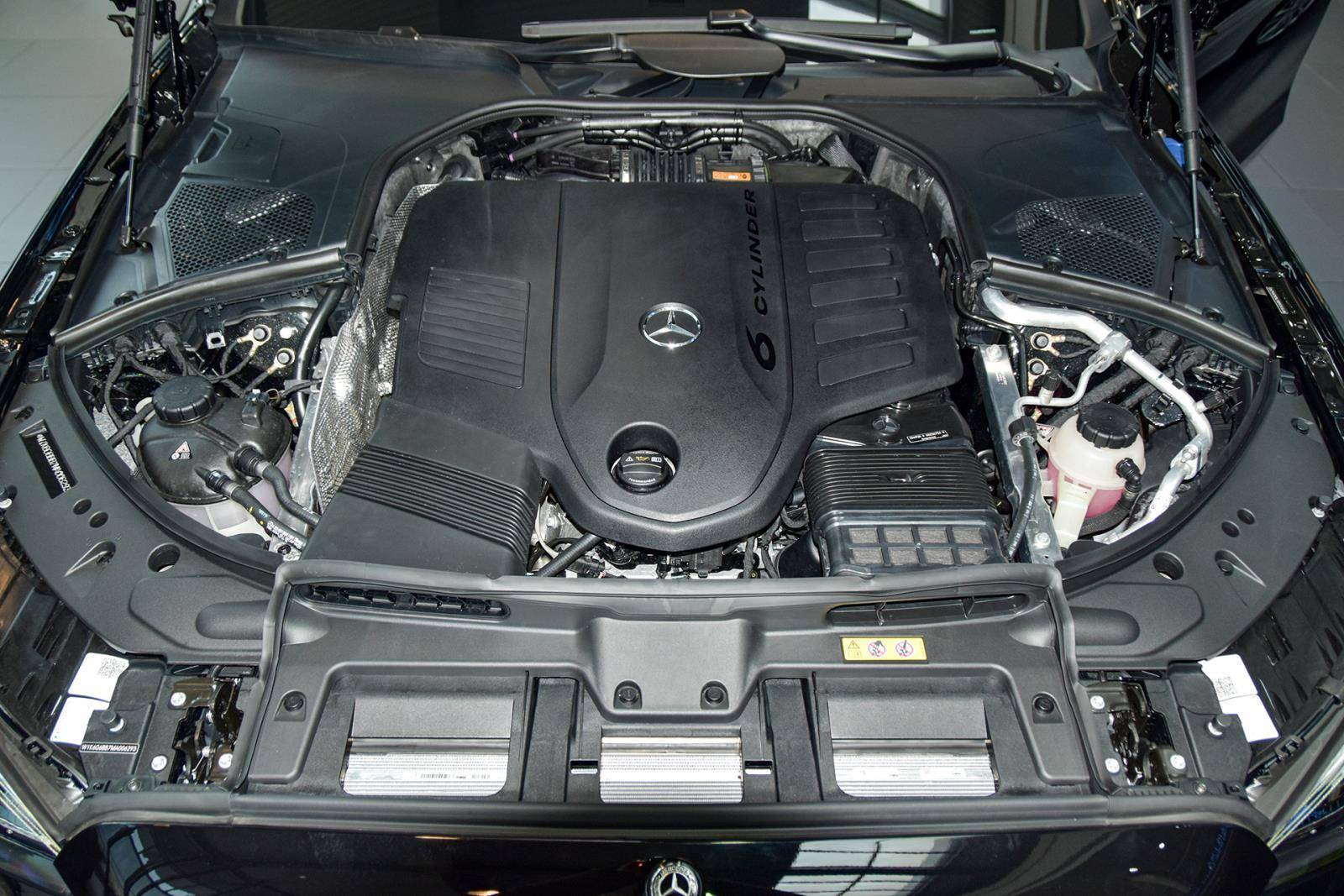 搭载后排安全气囊高贵科技兼得全新奔驰s级售8998万起