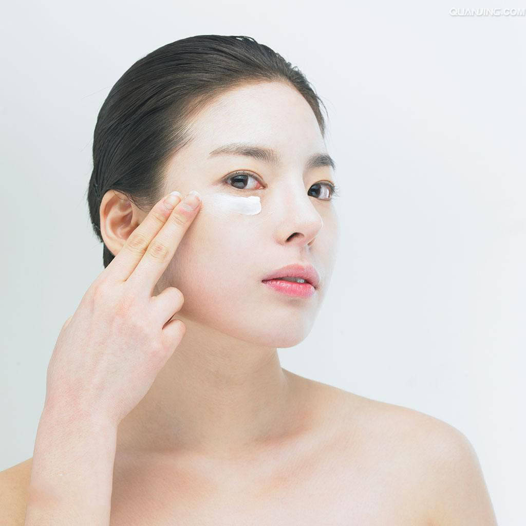黑皮女生做好这几件事,一个月就能逆袭成