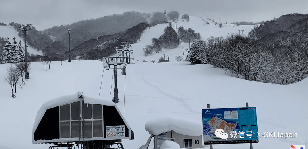 北海道夕张度假村破产停业乐坏雪友靠步行爬上山也不要辜负今冬的大