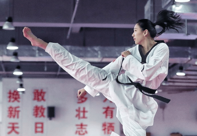 奥运会倒计时,中国跆拳道选手郑姝音为自己加油
