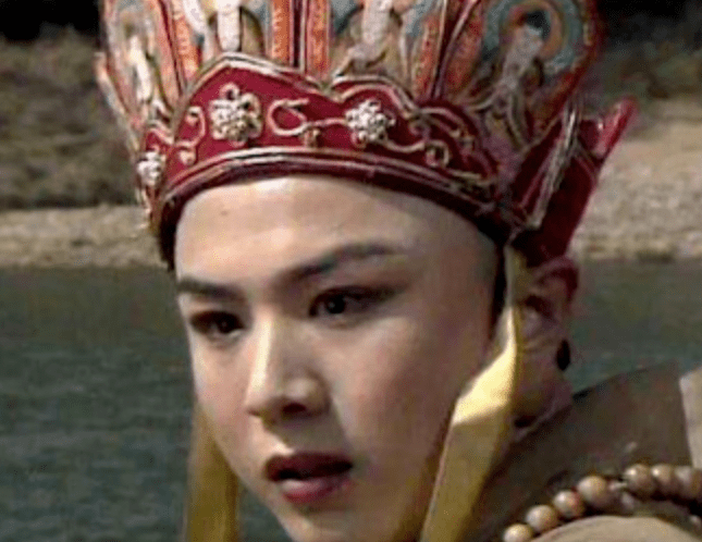 徐少华半路辞演唐僧 与导演妻子恩爱至今,62岁的他一家子很幸福