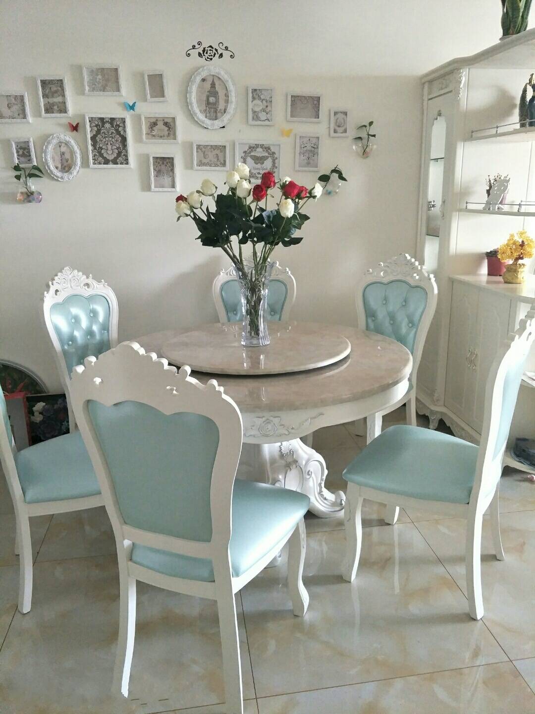 新房装修花了5个月,软装家具都已入场,晒晒定制的壁纸