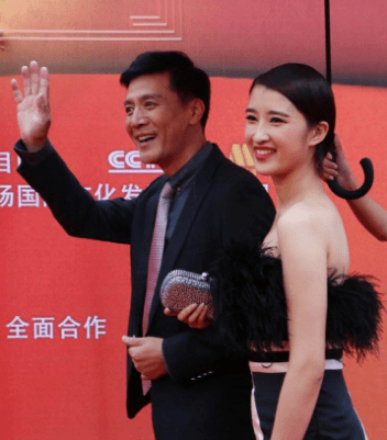 亲妈是茹萍继父是刘之冰她却从不拼父母低调嫁琅琊榜演员