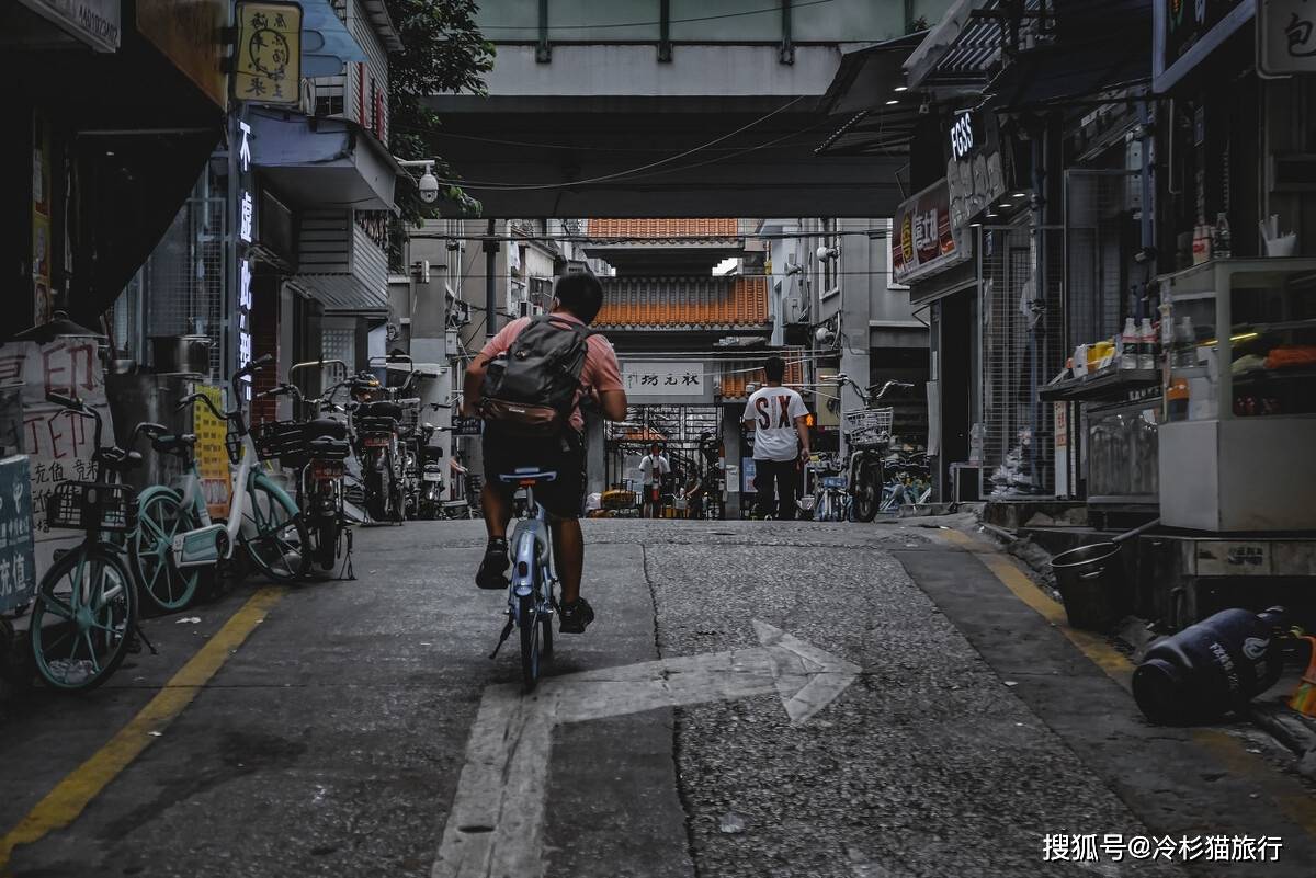 广州有条700多年历史的巷子,曾是繁华的商业街,如今游客冷清!