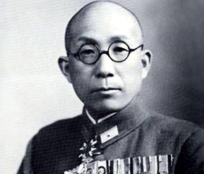 三,日军中将的迷途知返远藤三郎是日本海军中将,1945年当日本天皇宣布