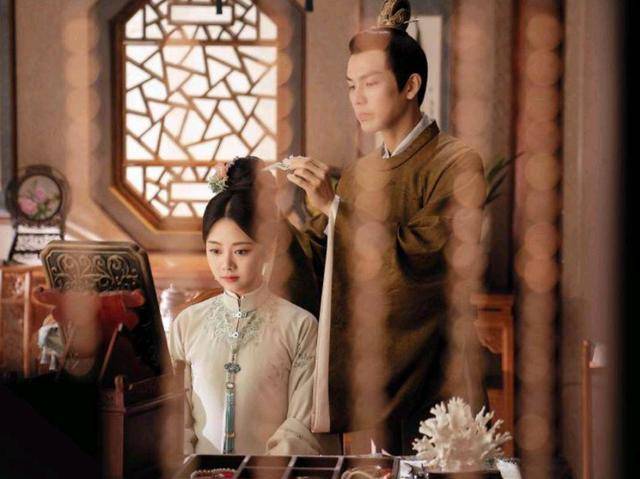 《锦心似玉》大婚花絮曝光!谭松韵眼神戏好绝,与钟汉良cp感太强