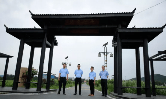 项目注册地,蕲艾种植基地即在蕲春(蕲春蕲艾:国家地理标识产品,直接