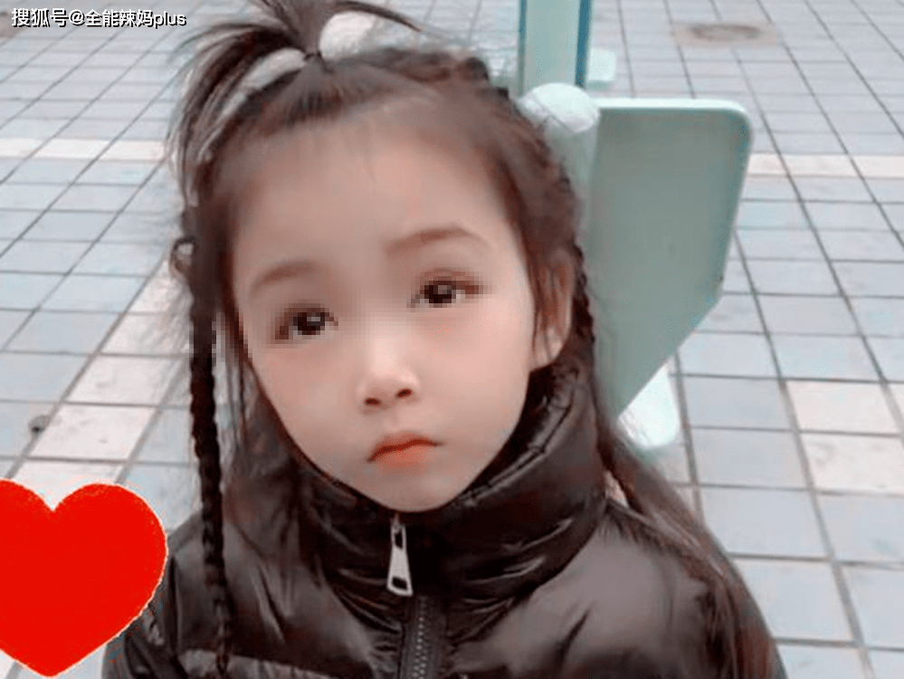 "孩子太漂亮"可能是一种病,高颜值像"娃娃",家长别高兴太早