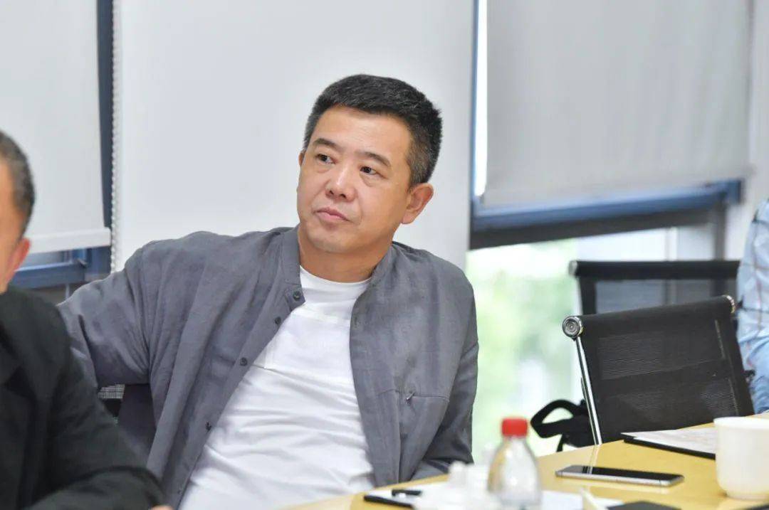 原创涂人物李连柱被盗版逼得成为上市公司老板