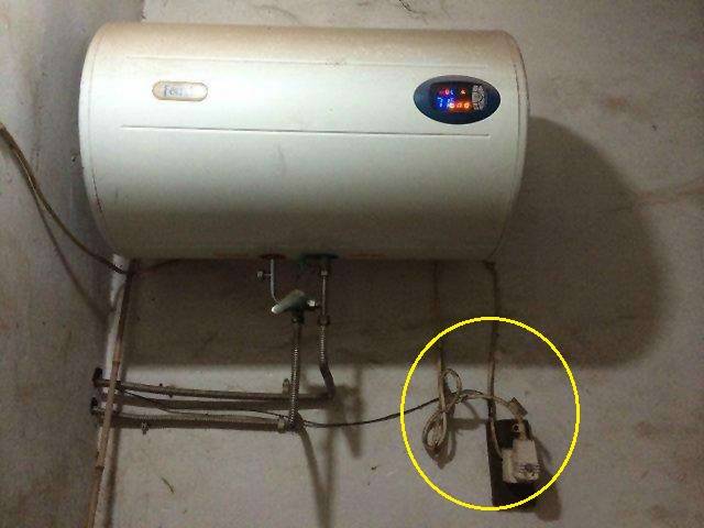用电热水器洗澡之前要不要拔掉电源插头
