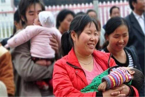 家庭收入表新鲜出炉,网友吐槽,6级以上才能无压力生娃(最新发布)