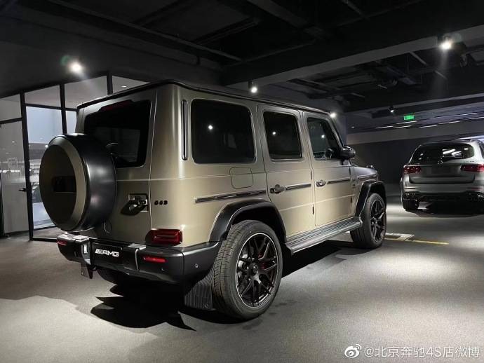 g63 戍卫者 哑光原野棕 碳纤维方向盘 碳纤维内饰_搜狐汽车_搜狐网