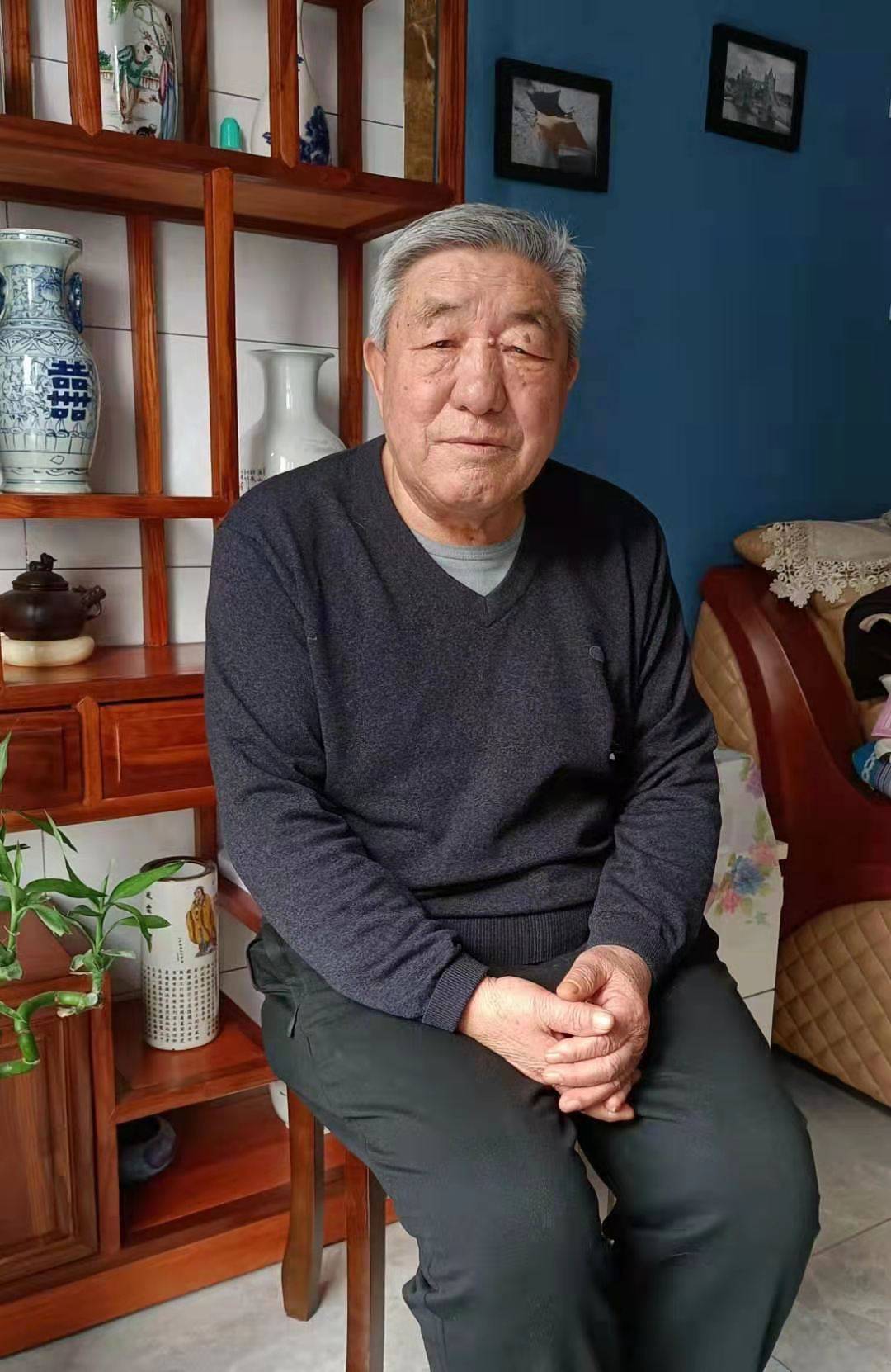 中华人民共和国艺术职称国家一级书法师——张连成