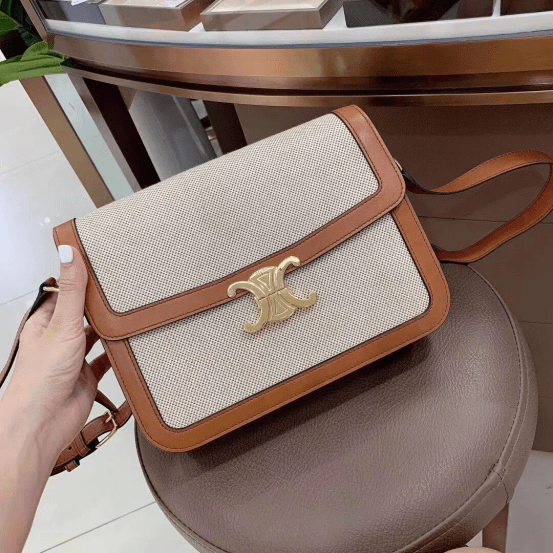 triomphe 凯旋门系列 #celine 今年最火的系列,凯旋门!