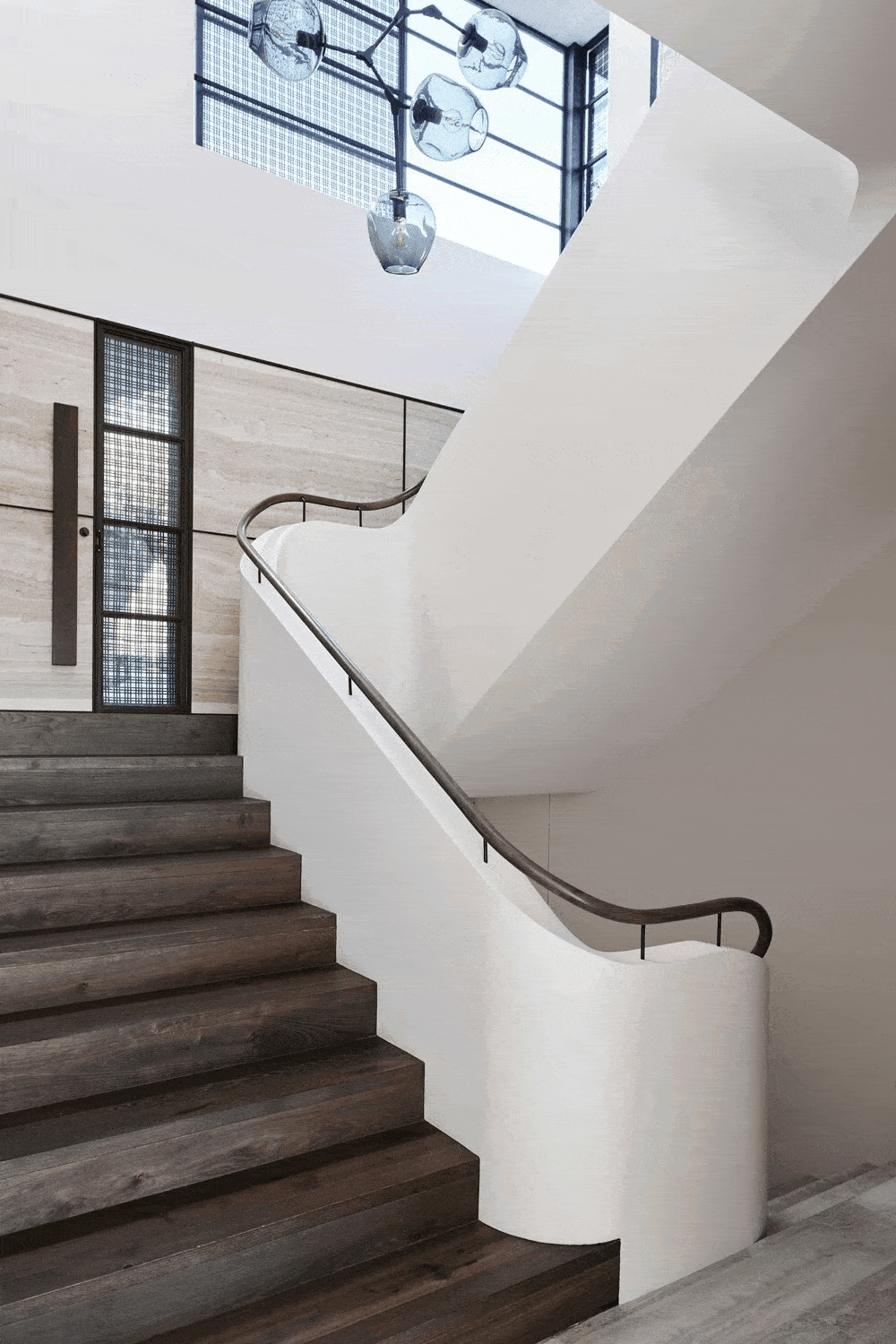 设计π | 富有空间层次感的悉尼海景私宅