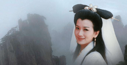 原创杭州的雷峰塔镇了白娘子,而宁波的一座塔,镇着她的亲戚