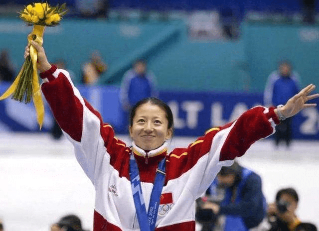最美奥运冠军杨扬:勇夺59个世界冠军,嫁外籍老公却保留中国籍