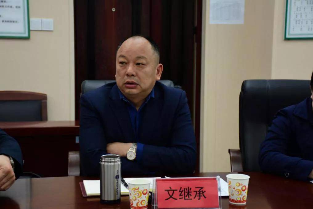 桃源县人大常委会党组书记,主任江志晖走访人大代表