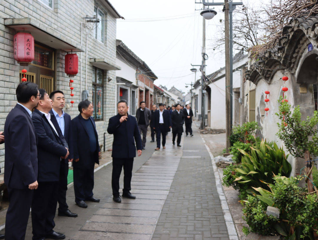 明诺电动,万洋众创城,李堡镇新区幼儿园,杨庄智慧农业园等处,听取了