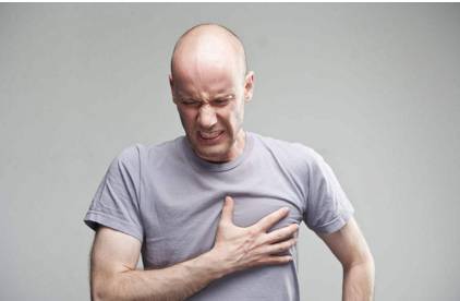 男子肺部病变或有两个原因,提醒:身体有"2痛1粗",尽早