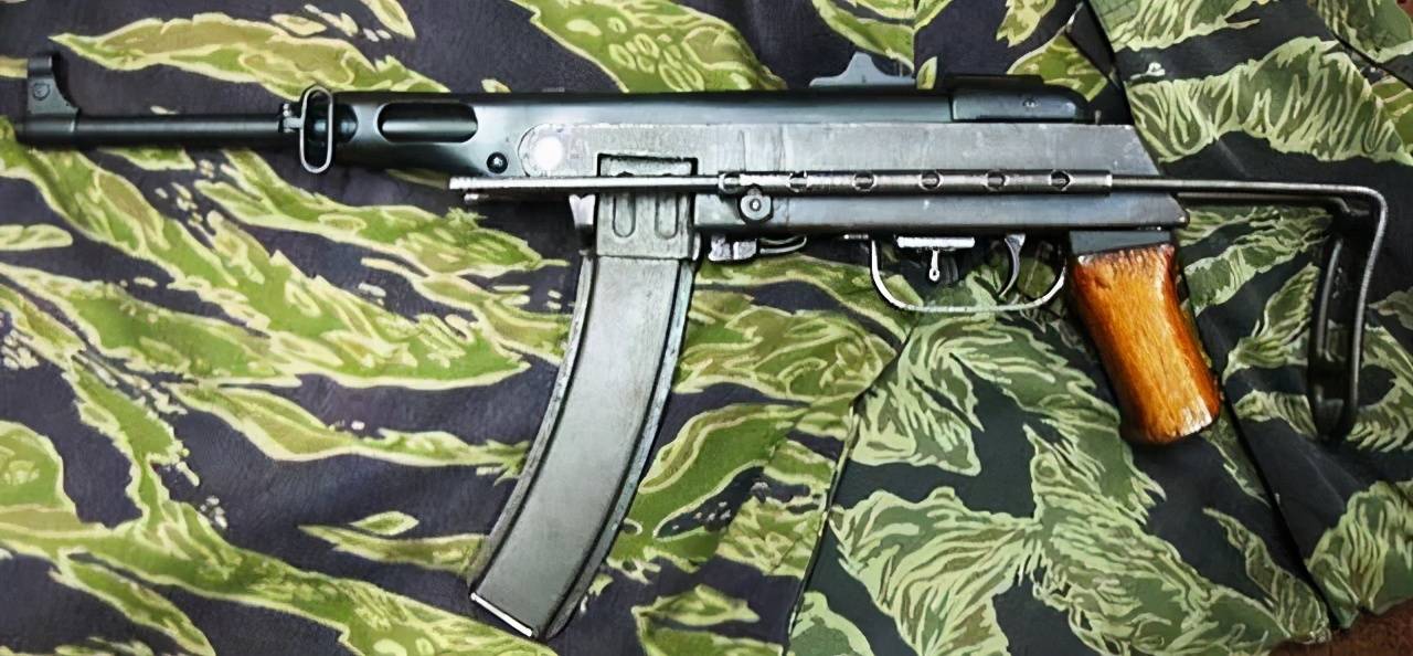 54式冲锋枪的越南仿制版 54式冲锋枪使用托卡列夫7.