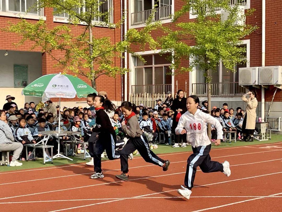 枣庄逸夫小学东校举办2021年春季田径运动会