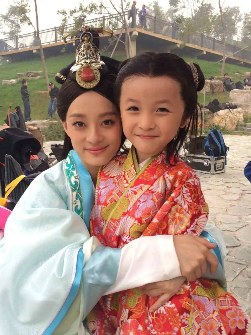 今年艺龄8岁 产量也很高《芈月传》里的小嬴稷《皓镧传》里的小嬴政