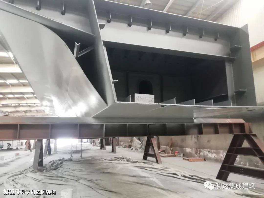 利达案例—青岛新机场高速连接线钢结构钢箱梁