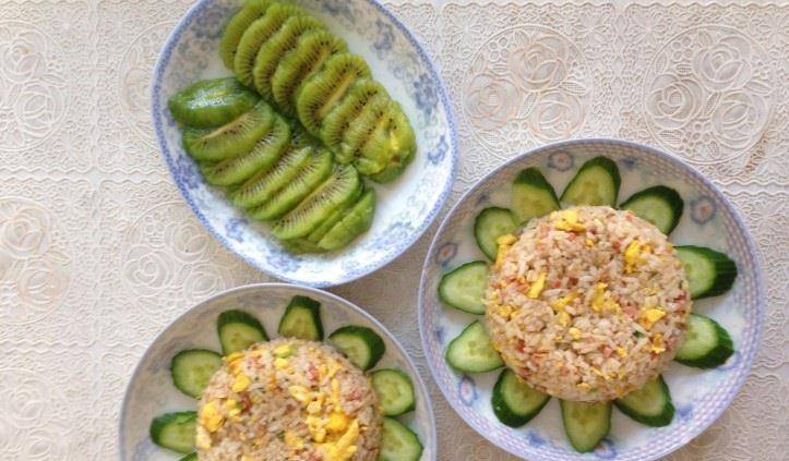 记忆中的早餐,牛奶黄瓜够营养,天天新花样