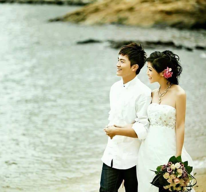 胡诺言与陈琪庆祝结婚12周年夫妻之道值得你学习
