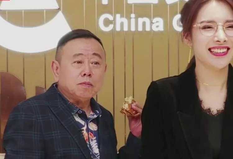 "潘嘎之交"的潘长江:带货数额远超罗永浩,带货力比辛巴还厉害