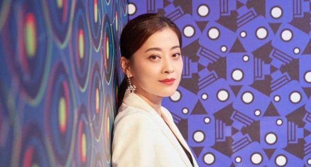 44岁梅婷近照曝光,隐瞒了7年的老公,原来是我们熟悉的