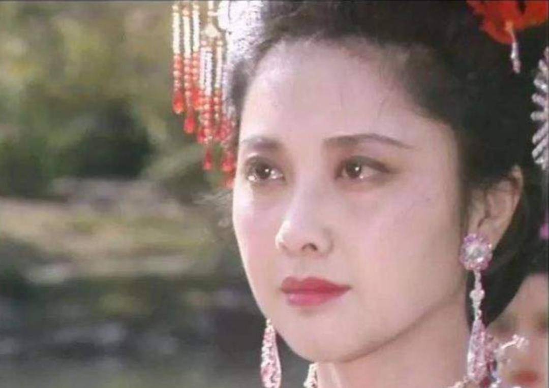 "女儿国国王"朱琳承认,与徐少华传绯闻30年,都是"假戏